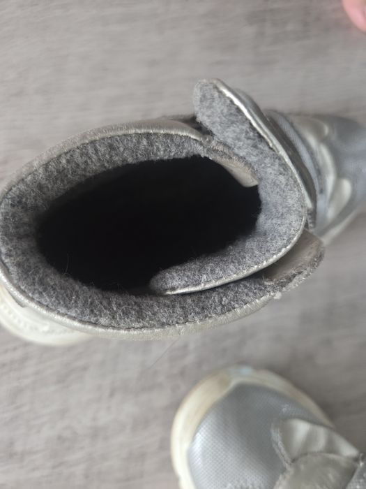 Демисезонные ботинки для девочки размер 34