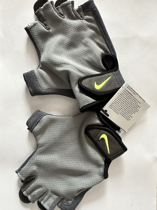Manusi sala, Nike, noi, originale, S
