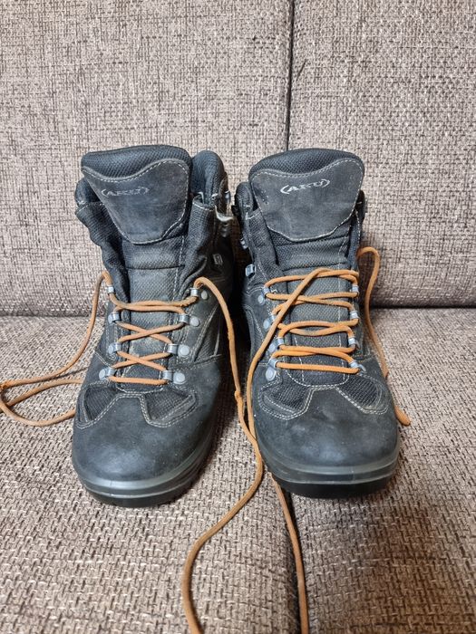 Bocanci AKU goretex.nr 44