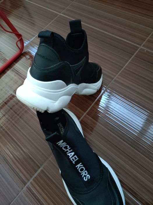 Обувки тип чорап Michael kors