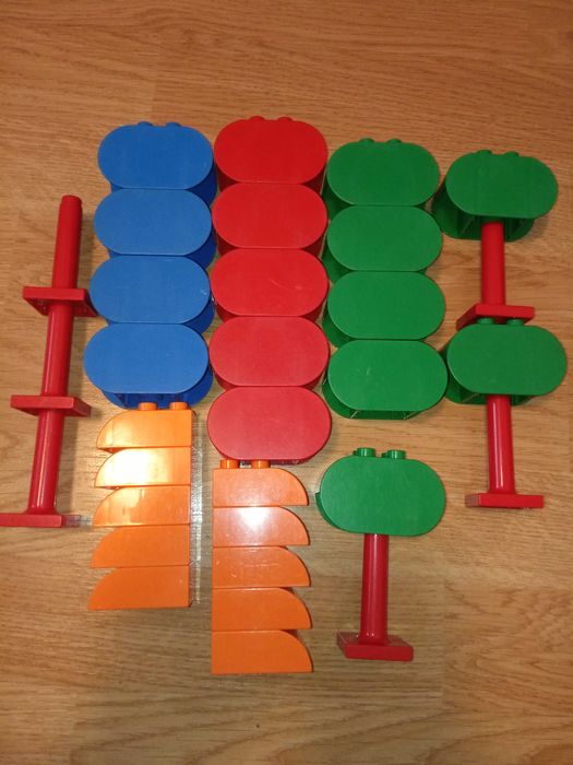 Lego Duplo lot de minifigurine, animale si masinute/vehicule