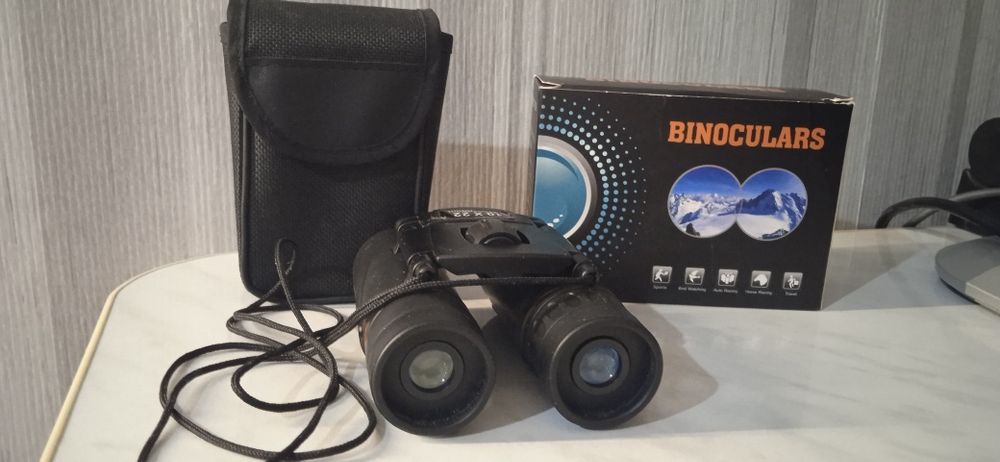 Бинокль для путешествий