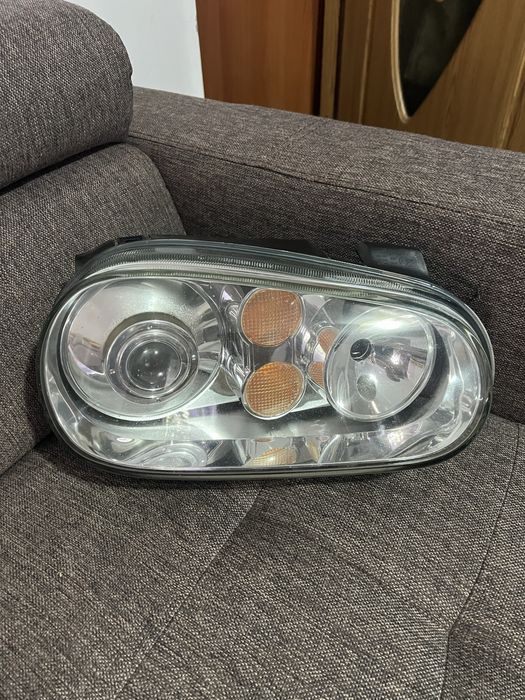 Faruri Golf 4 Xenon