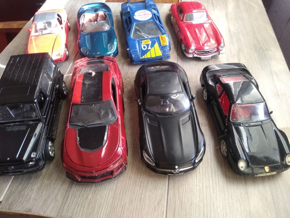 Разпродажба на Колички в мащаб 1/24