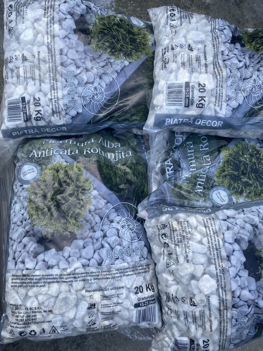 Pitră albă ornamentală