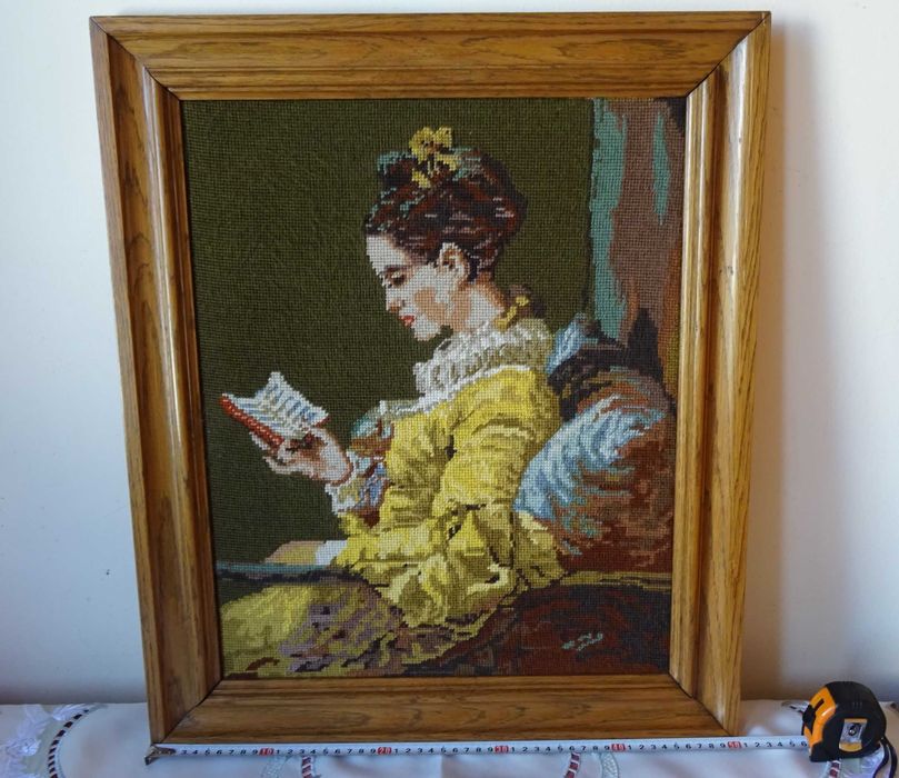 Гоблен „Момиче с книга“, едър бод, дебел вълнен конец.
