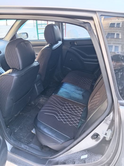 Понтиак вайб. Аналог Toyota Matrix.