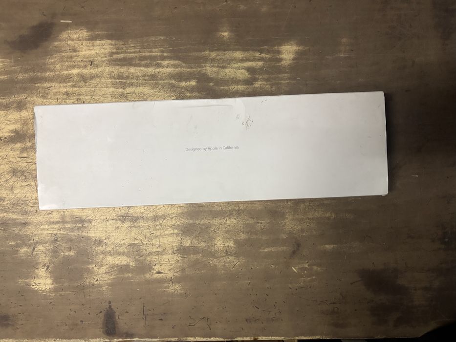 Чисто нова Apple клавиатура, неразпечатана