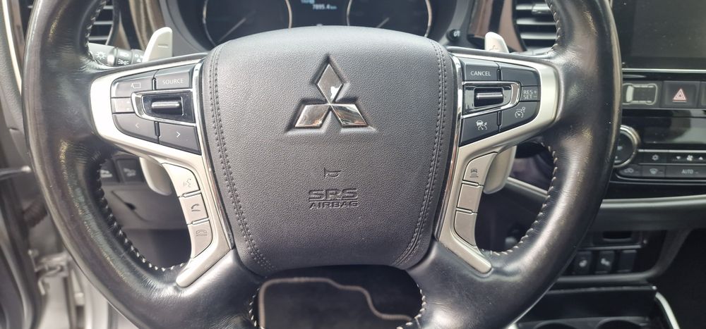 Mitsubishi Outlander PHEV 4x4 Instyle Diamond