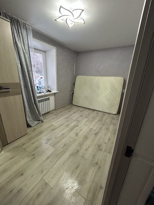 Спальный гарнитур б/у