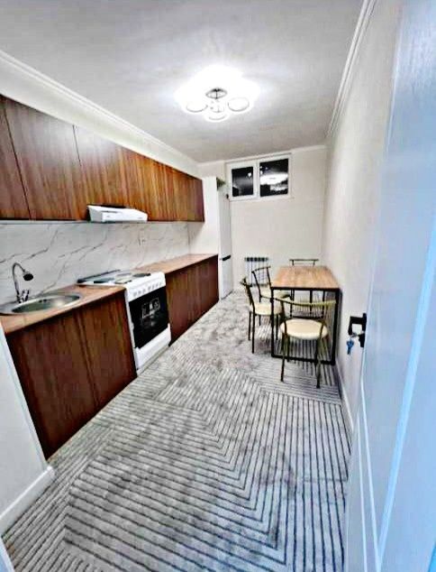 Srochna Novostroyka Kvartira  3 xona Evro Remont + Mebel texnika bor