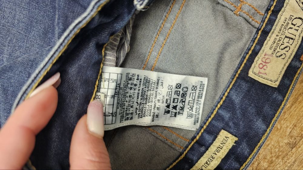 Blugi Guess barbati
