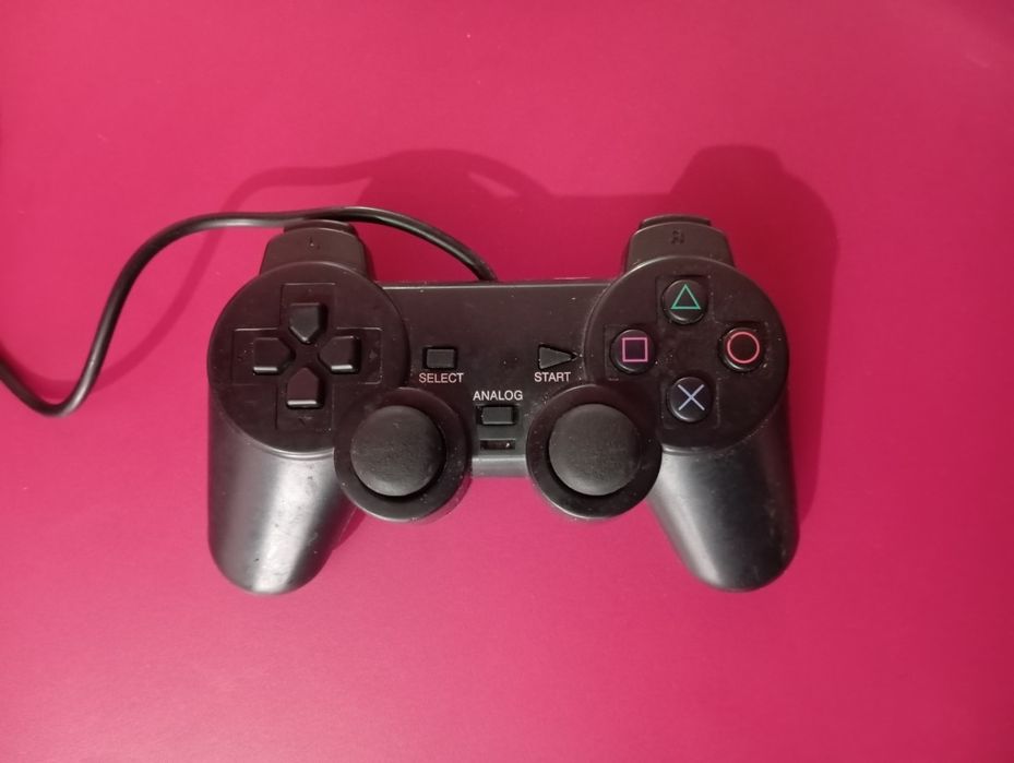 PS2 nefuncțional+ controller