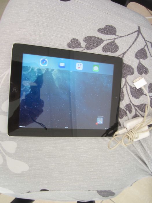 Apple iPad Wi-Fi 3rd Gen 16GB черен MC705KN А1416