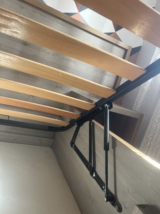 Pat matrimonial 180x200 cu tablie si noptiere integrate-design modern