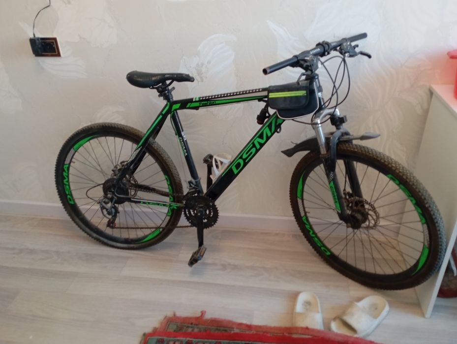 2 колеса спущены все нормално ездит