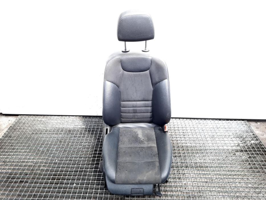 Scaun dreapta electric, Mercedes Clasa C (W204) Piesa originala