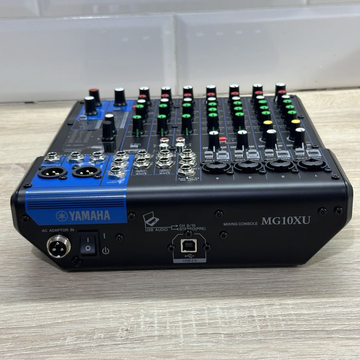 Yamaha mg10xu микшерный пульт