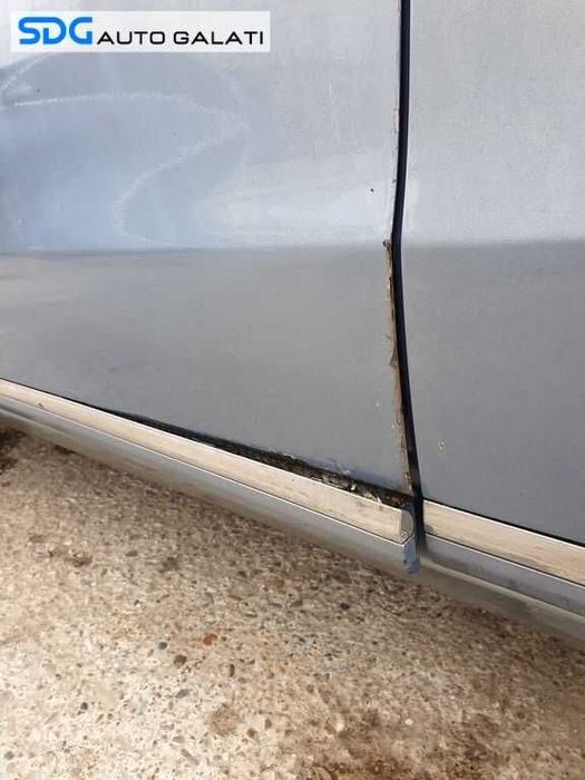 Usa Usi Portiera Portiere Stanga Fata Dezechipata cu Rugina VW Passat B7 2010 - 2015 Culoare LC7Z [X3028]