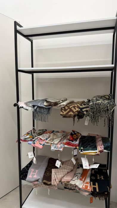 Продается стеллажи