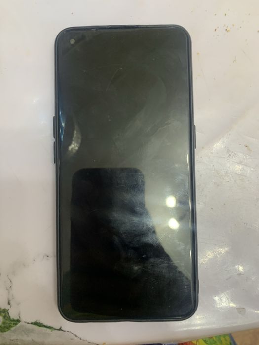 Продам смартфон Realme Q3 Pro