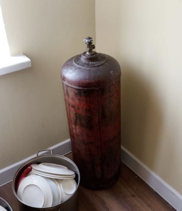 Большой газ болон полный 25тыщ один маленький газ болон 15тыщ