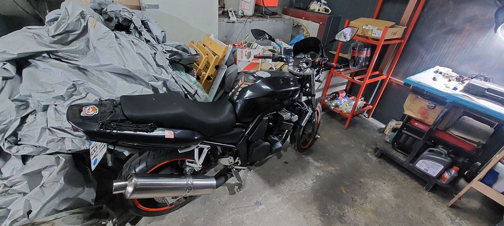 Motocicleta Yamaha fazer fz6 1998