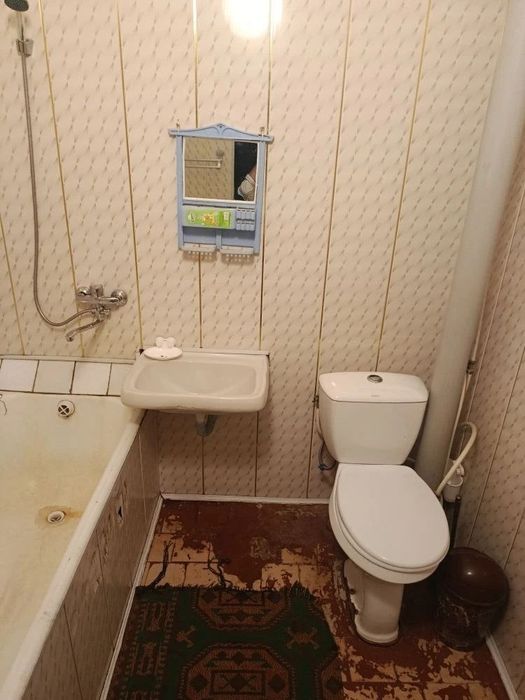 2 xonali kvartira sotiladi. Nurobod shahri