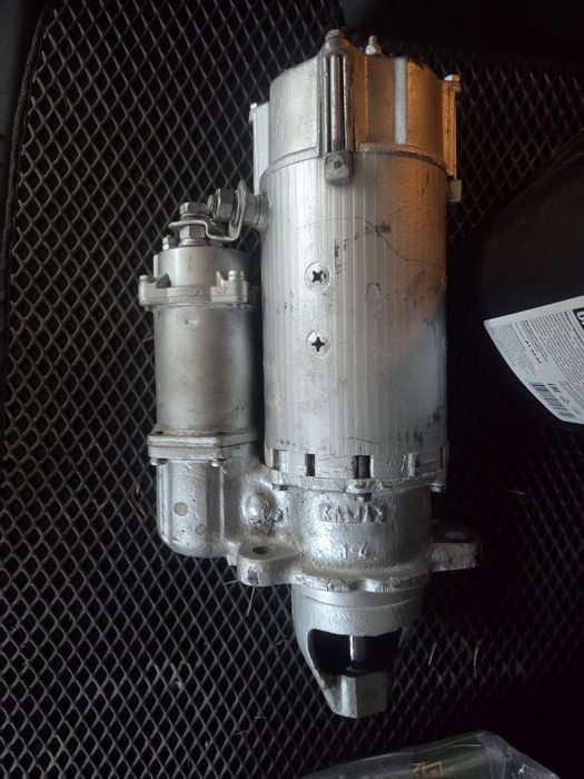 Продам стартер на камаз новый срочно