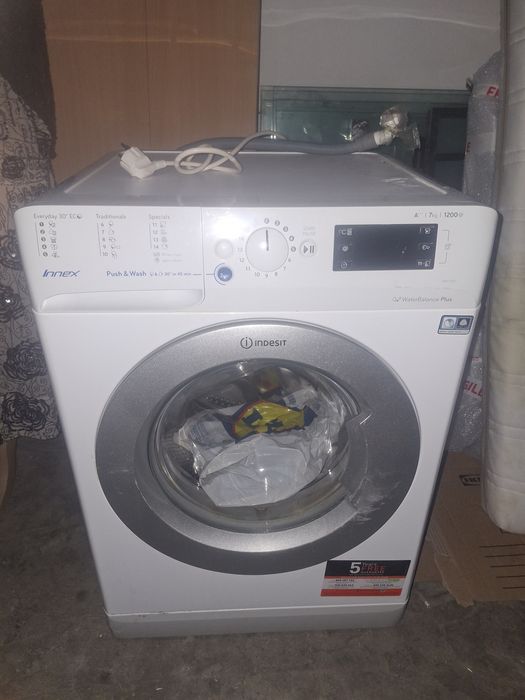 Mașină de spălat îndesit 7.kg 500lei