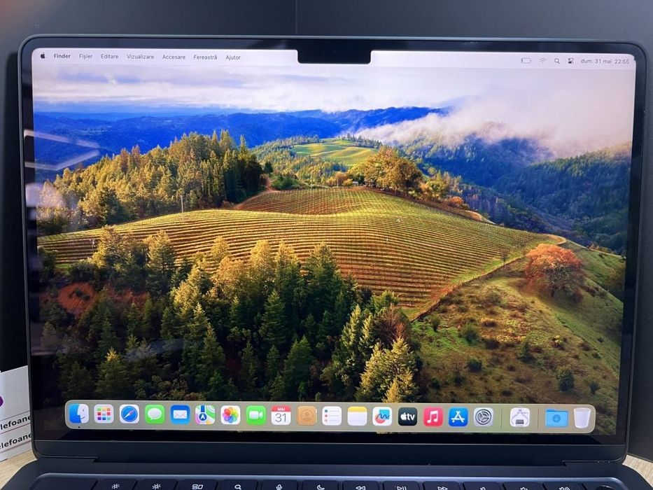 MacBook Air 14" M3 256Gb Midnight Second-Hand 2 ani garanție, Telefoan