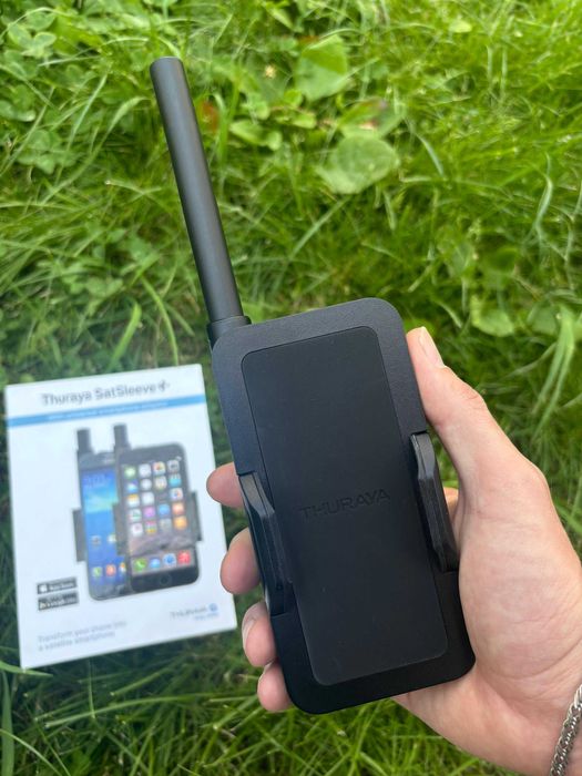 спутниковый адаптер Thuraya SatSleeve+