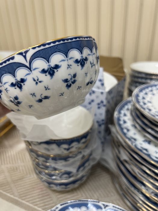 Продам сервиз под цептер на 12 персон