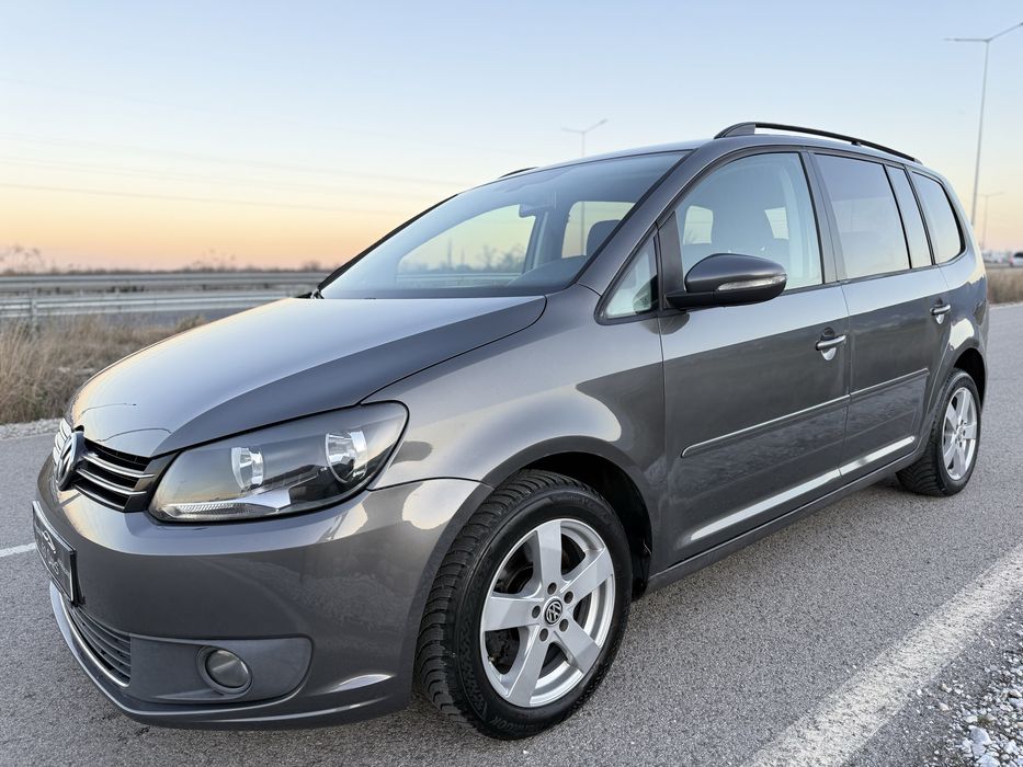 VW Touran 2.0 TDI 140к.с AVTOMAT / NAVI / PANO