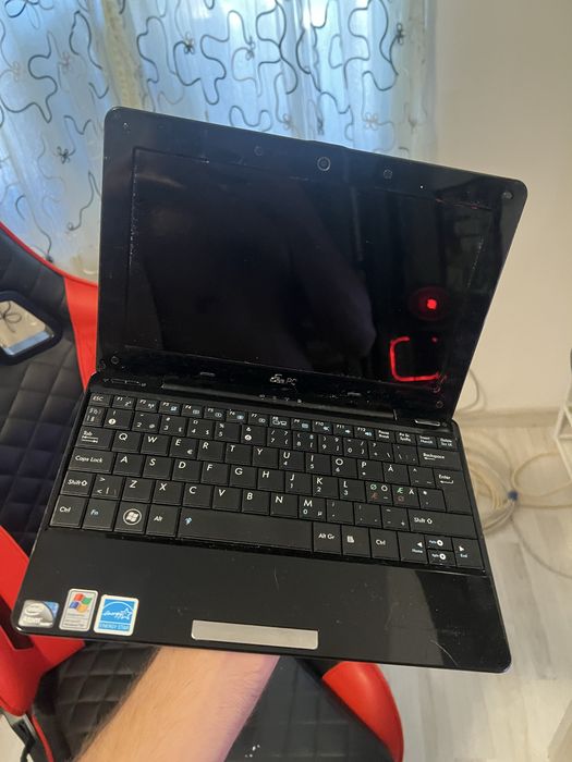 Laptop Asus perfect funcțional