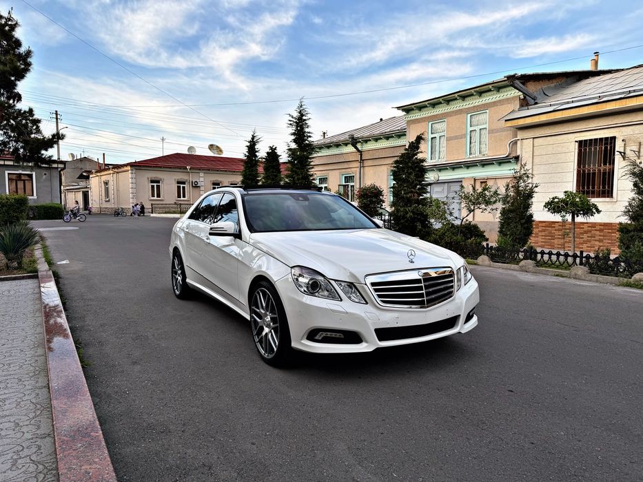 Mersedes W212 QAYTA JIXOZ EMASS!!! 2011Состаяние Идеално Пробег 182000