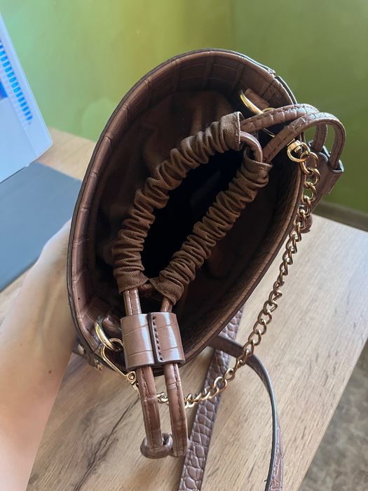 Продам сумочку ostin