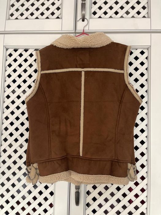 Женская безрукавка