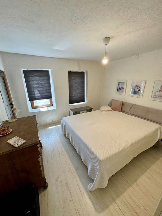 Romatic 2 stone houses with 4 private apartments, www.vinarovo-wine-estate,com Stara Zagora