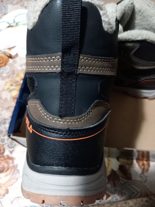 Мъжки боти размер41