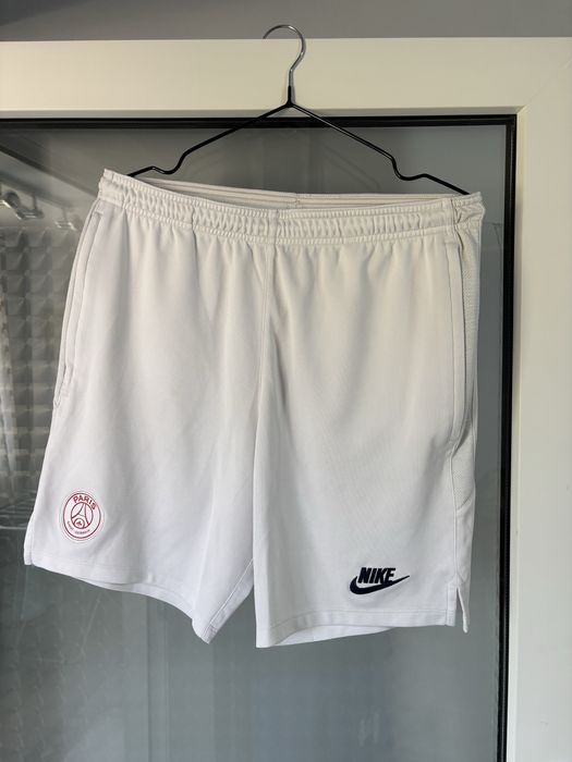 pantaloni scurti de fotbal albi PSG