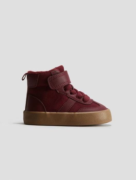 Новые ботинки на девочку