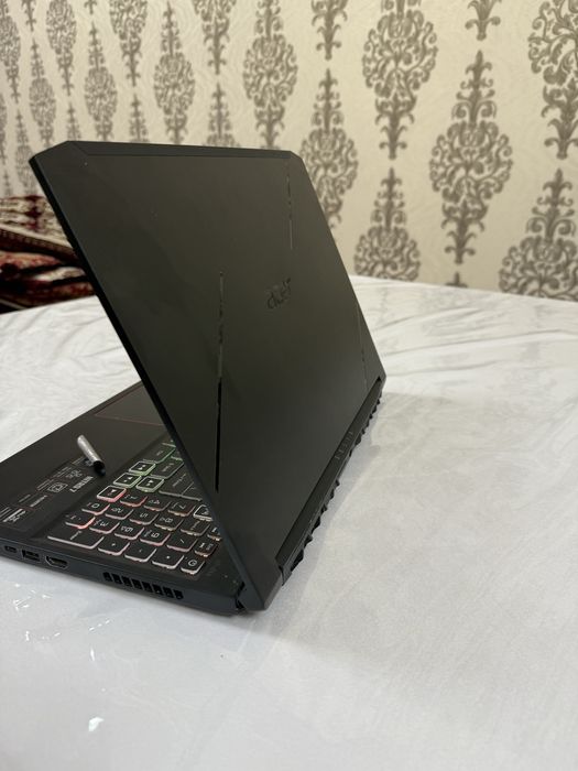 Acer nitro 7 igravoy noutbuk