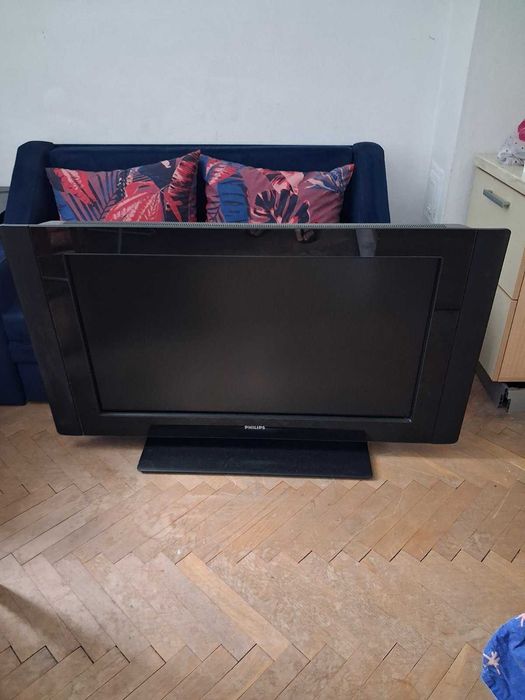 Работещ Телевизор PHILIPS 42"