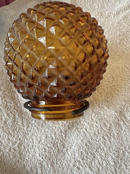 Продавам стъкла за лампи