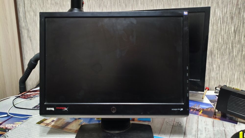 Продам монитор BenQ E900W