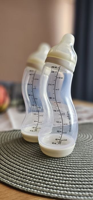 Difrax Чисто нови шишета 250мл  2бр