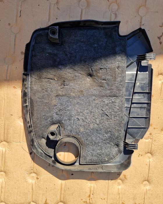 Capac motor bmw f30 f31 f20 2.0d n47