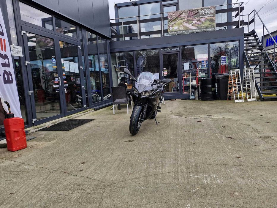 Kawasaki Ninja 650 nou -livrare prin EST BIKE Campina