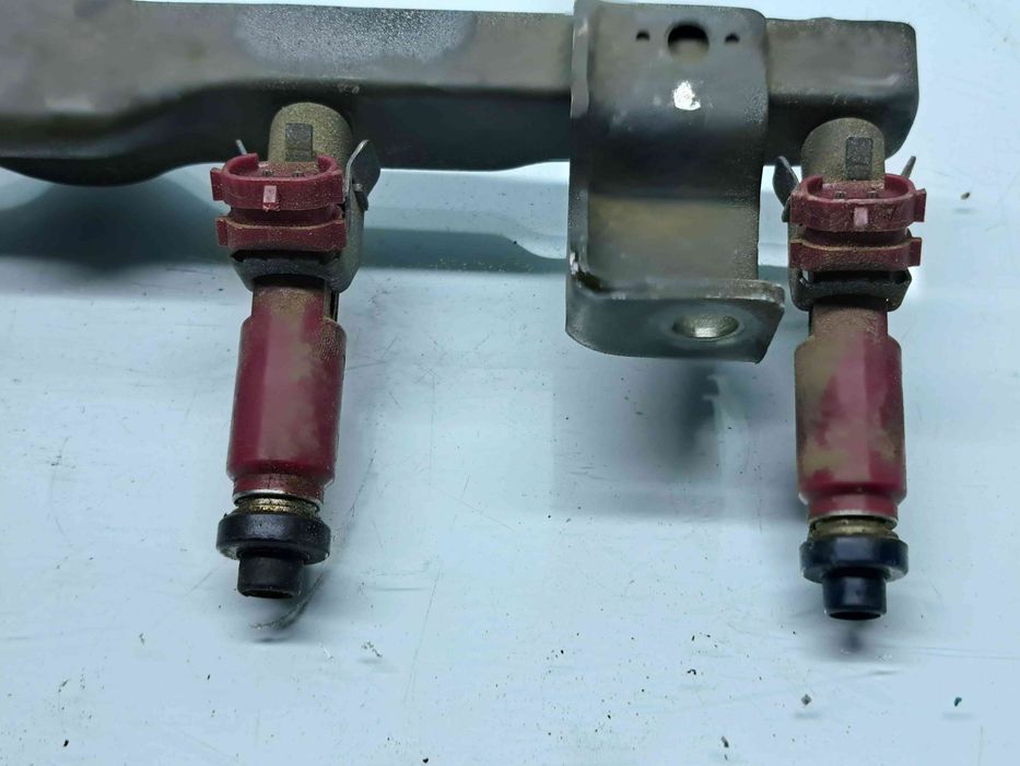 Rampa injectoare MAZDA 3 (BK) [Fabr 2003-2009] OEM 1.6 Benz Z6 77KW /